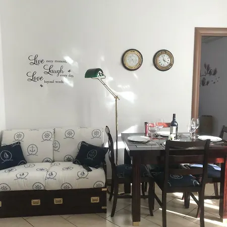 Apartment La Strada Al Mare La Spezia