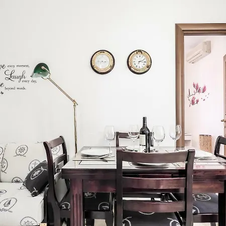 La Strada Al Mare Apartment *